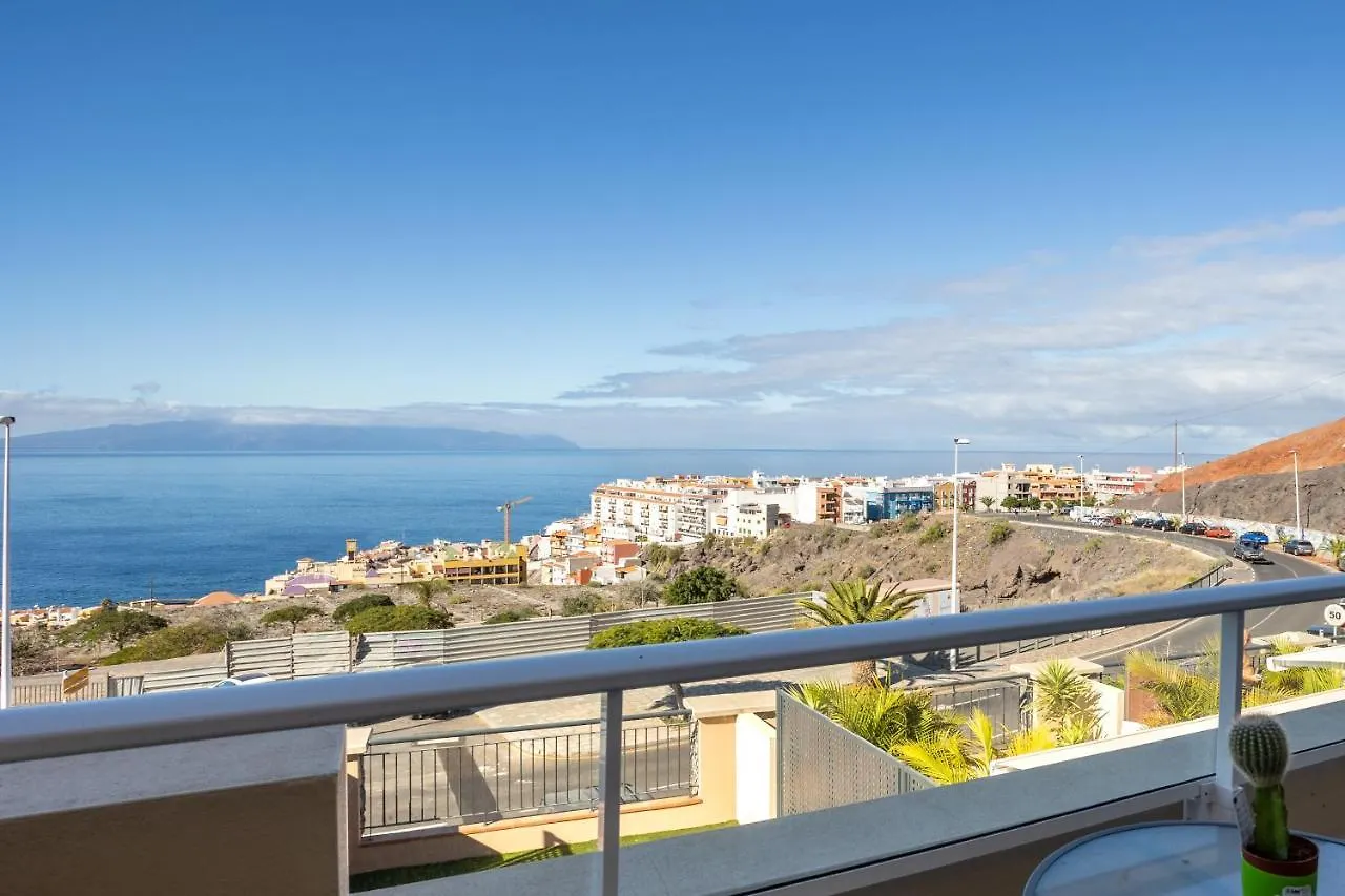 Home2Book Sea View & Design Duplex Los Gigantes Puerto de Santiago  Daire